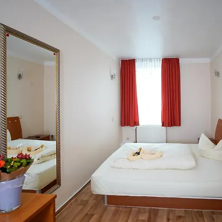 Zum Lowen Hotell Langelsheim